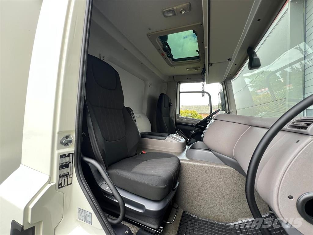 DAF CF 370 Temperature controlled trucks