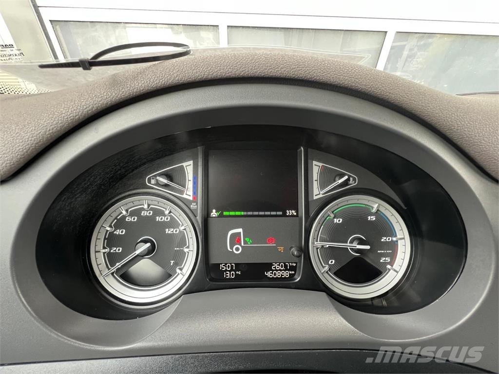 DAF CF 370 Temperature controlled trucks