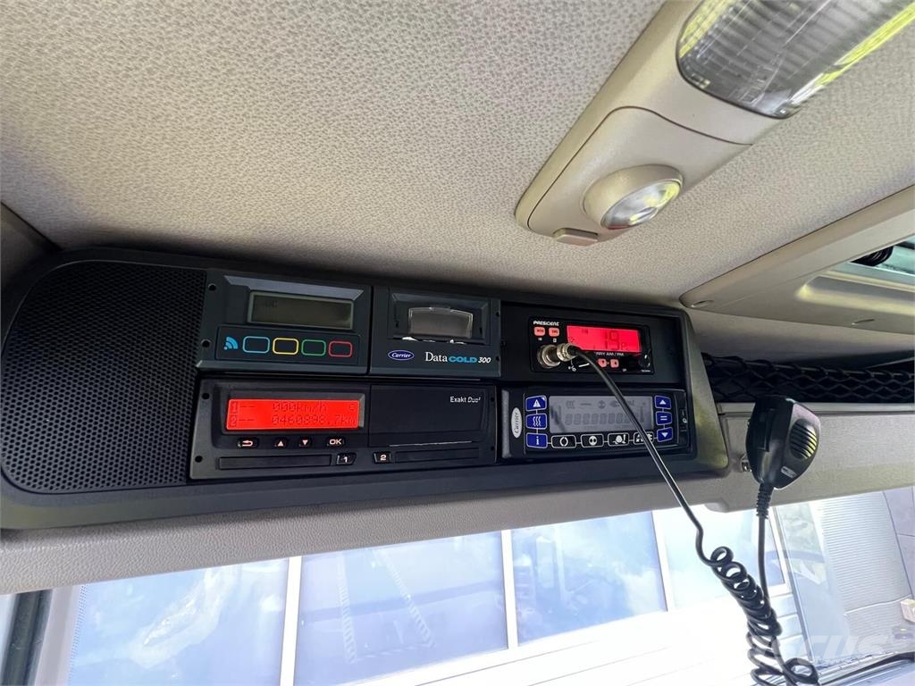 DAF CF 370 Temperature controlled trucks