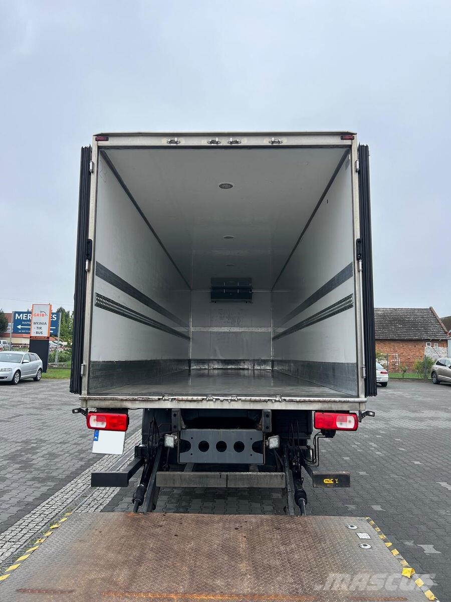 DAF CF 370 Temperature controlled trucks