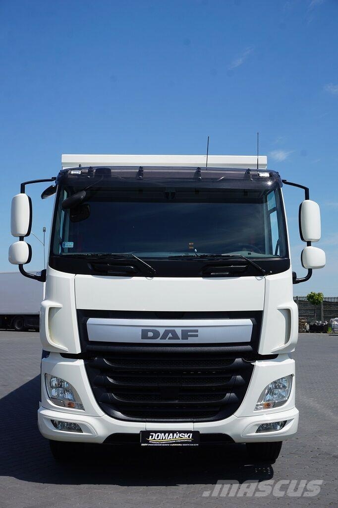 DAF CF / 400 / ACC / EURO 6 / PRZEWOZU NAPOJÓW / OŚ SK شاحنات بدرجة حرارة قابلة للضبط
