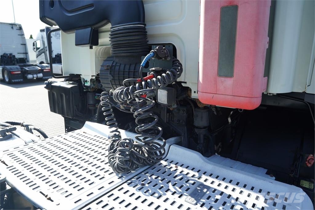 DAF CF 440 / HYDRAULIKA / PEŁNY ADR / AUTOMAT / EURO 6 Тягачі