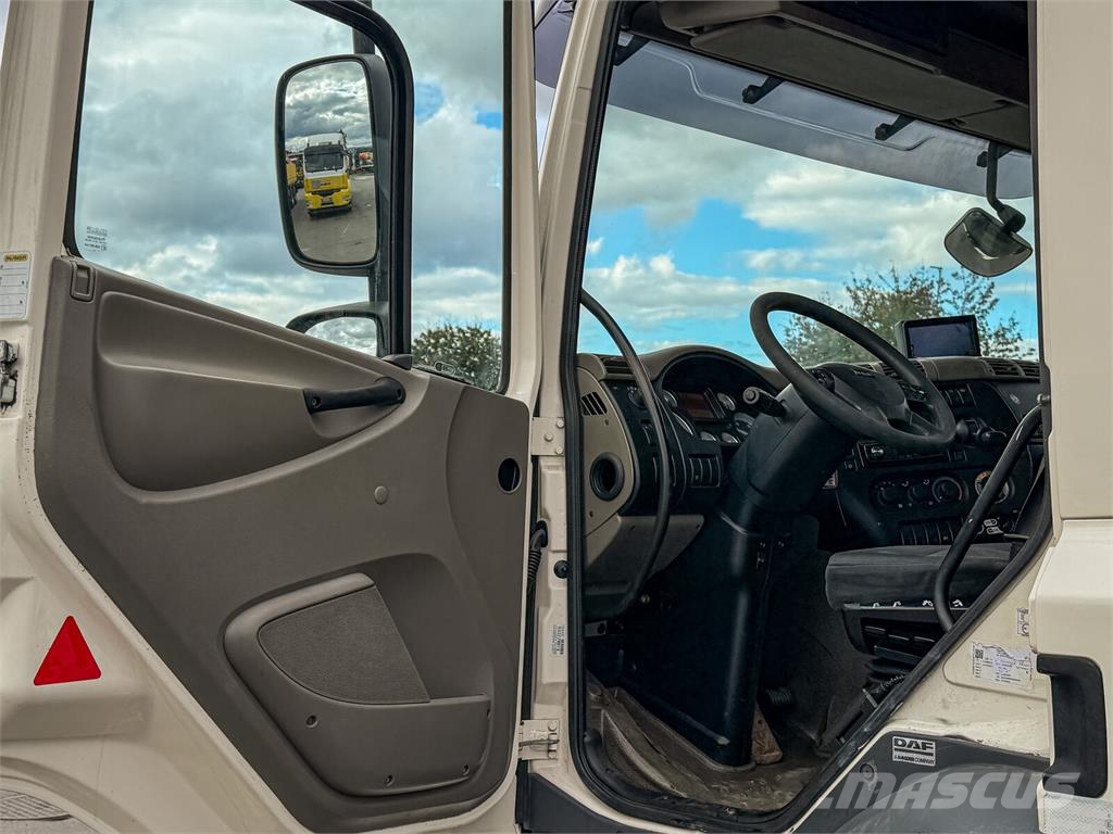 DAF CF 85.410 * ABROLLKIPPER + PALFINGER PK 26002-EH gancho Caminhões Roll-on Roll-off