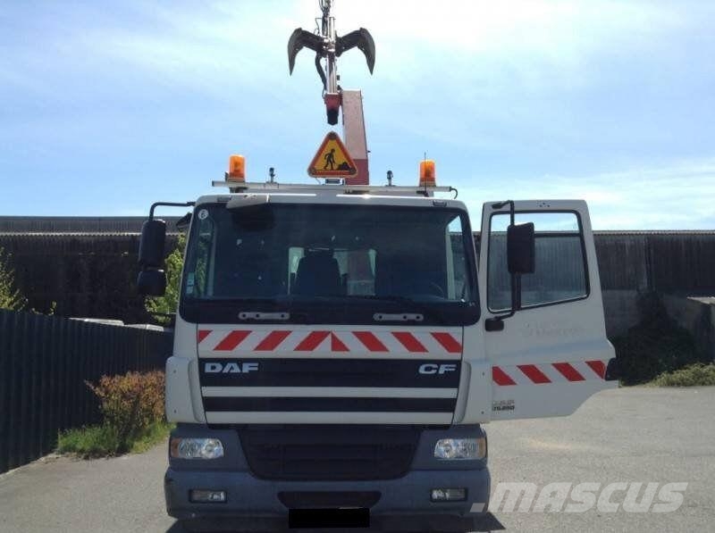 DAF CF75 250 / Marrel crane / Three-way side tipper tr Camiones bañeras basculantes o volquetes