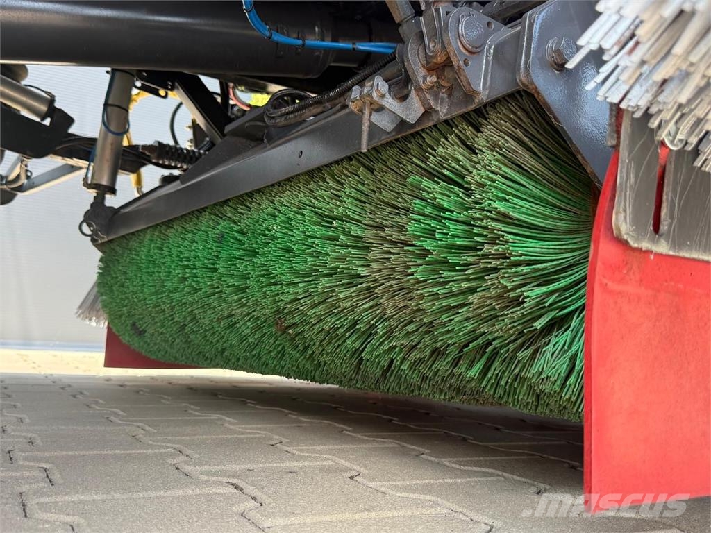 DAF LF 15.230 Vehículos municipales multiusos