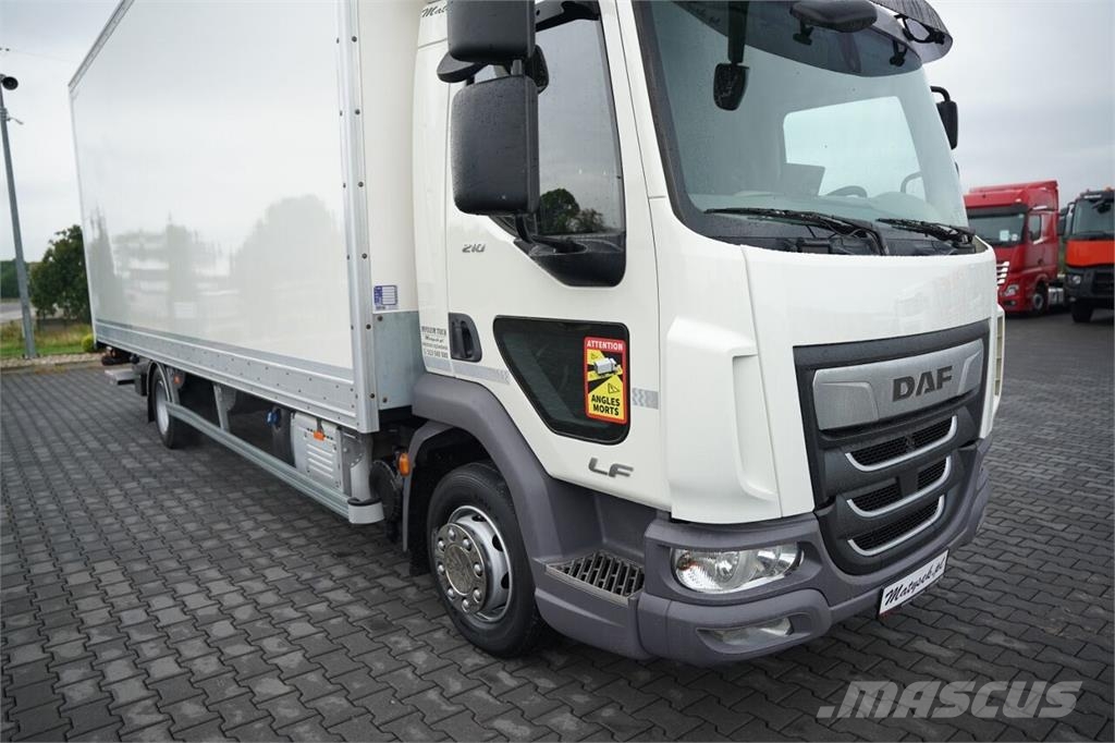 DAF LF 210 / 4x2 / KONTENER - 7 M / WINDA DHOLLANDIA Camion Fourgon