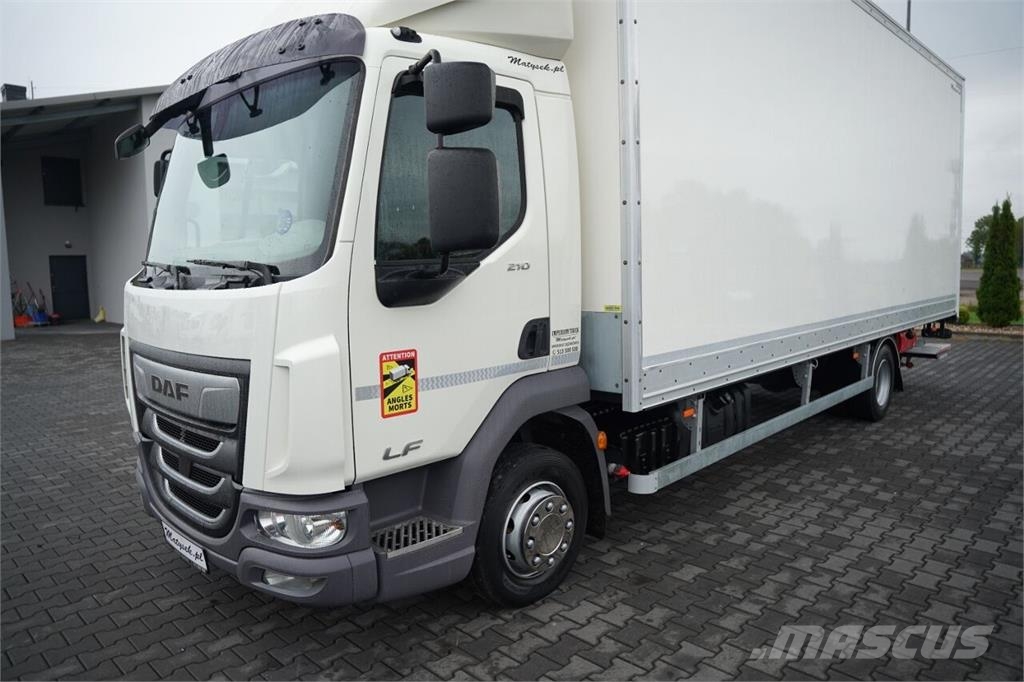 DAF LF 210 / 4x2 / KONTENER - 7 M / WINDA DHOLLANDIA Camion Fourgon
