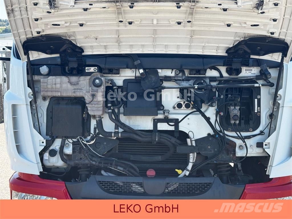 DAF LF 210 FA Camiones con temperatura controlada