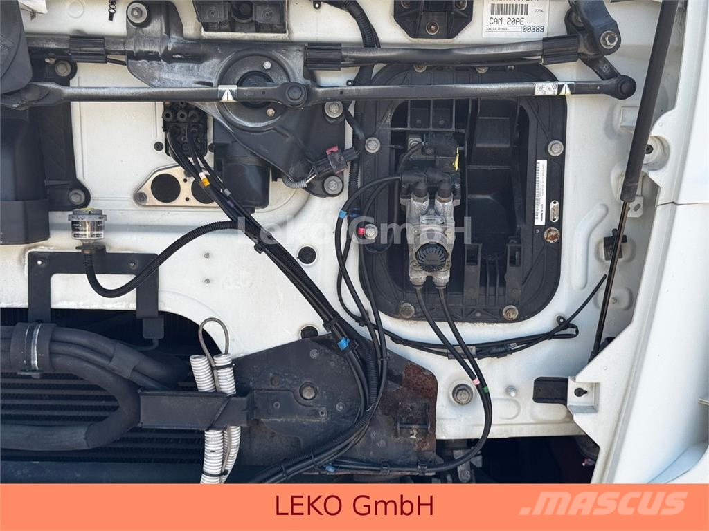 DAF LF 210 FA Camiones con temperatura controlada