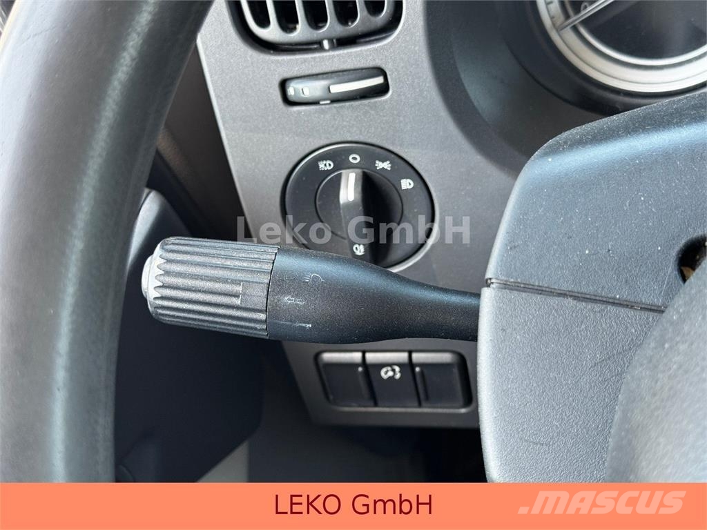 DAF LF 210 FA Camiones con temperatura controlada