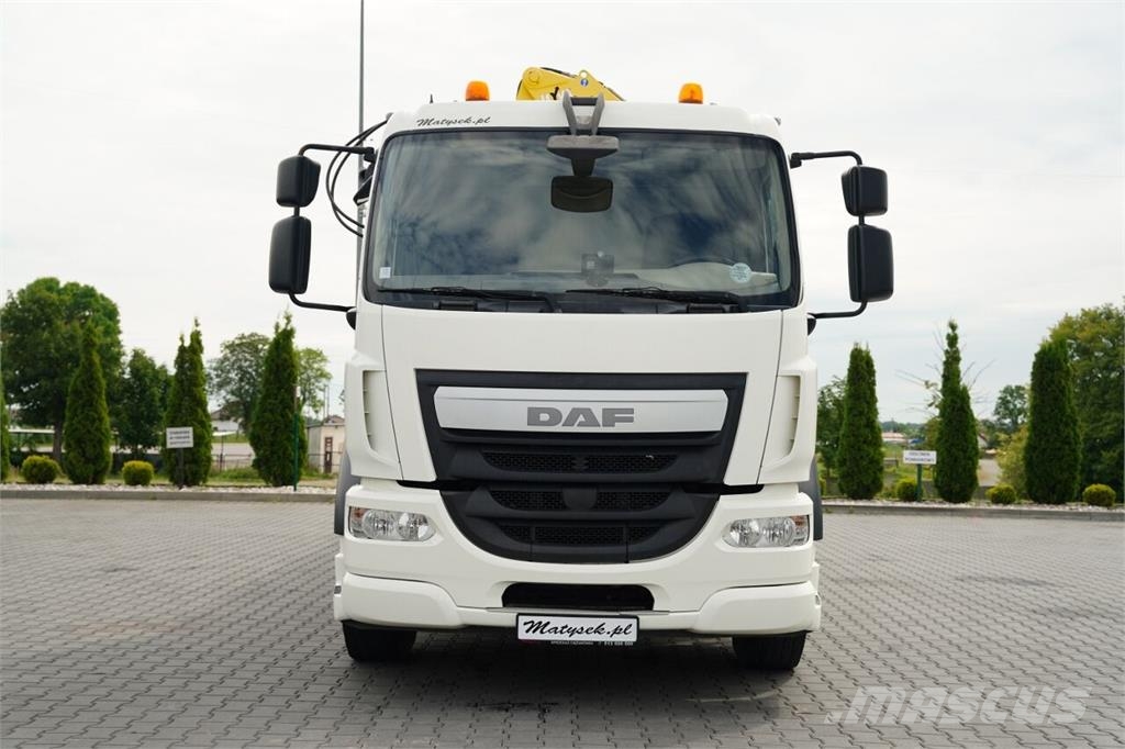 DAF LF 250 / 4X2 / SKRZYNIOWY - 7.3 + HDS HYVA HB 150X Camiones plataforma