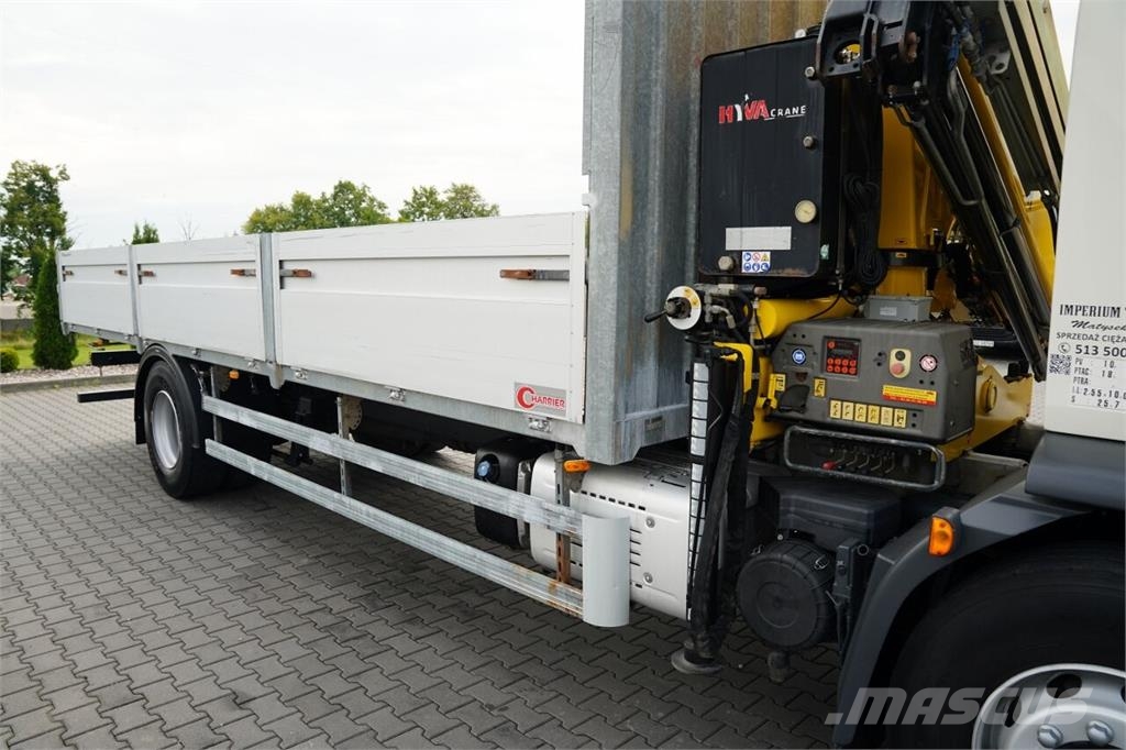 DAF LF 250 / 4X2 / SKRZYNIOWY - 7.3 + HDS HYVA HB 150X Camiones plataforma