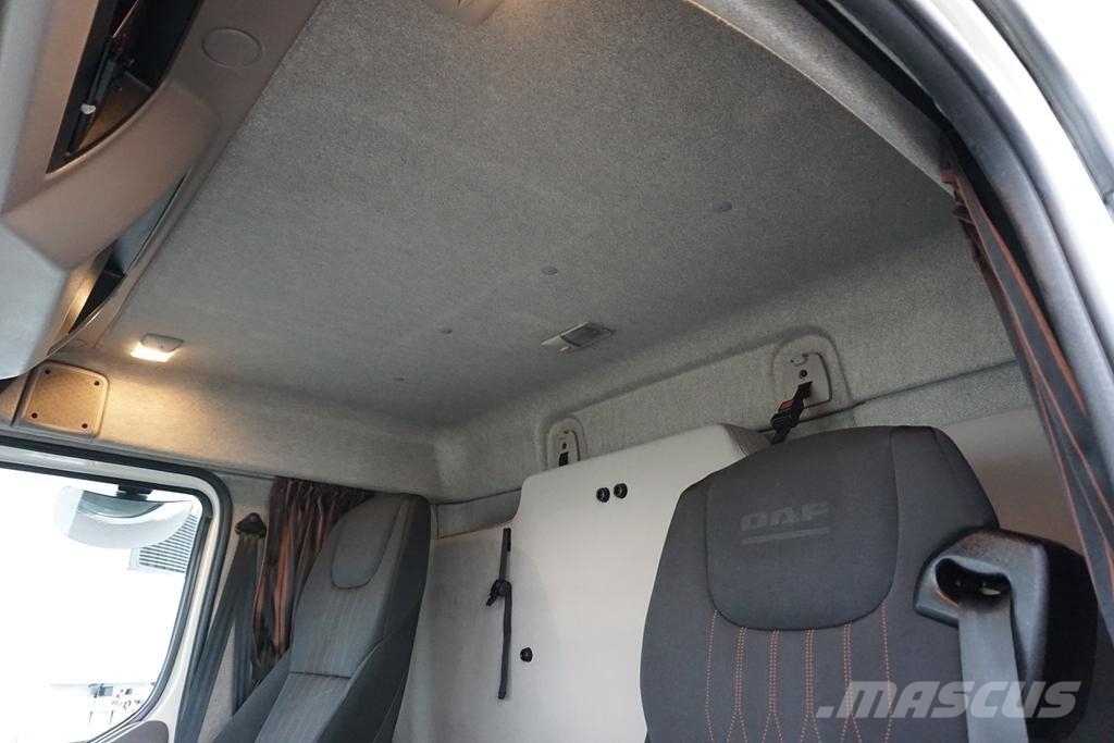 DAF LF / 260 / ACC / E 6 / FIRANKA / 21 PALETY / DŁ. 8 Φορτηγά Καρότσα - Κουρτίνα