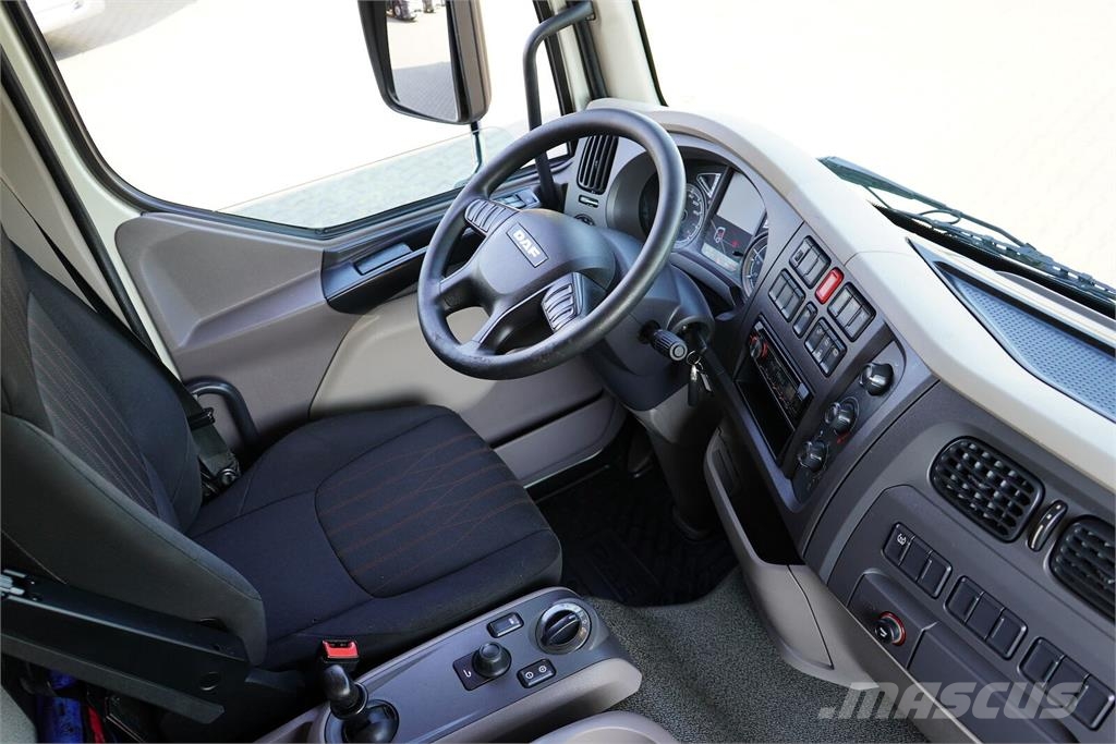DAF LF / 260 / ACC / EURO 6 / KONTENER + WINDA / 18 PA Camion Fourgon
