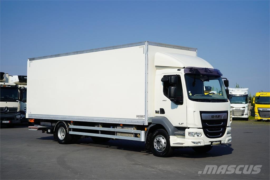 DAF LF / 260 / ACC / EURO 6 / KONTENER + WINDA / 18 PA Camion Fourgon