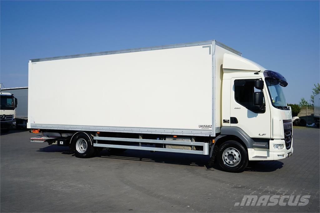DAF LF / 260 / ACC / EURO 6 / KONTENER + WINDA / 18 PA Camion Fourgon