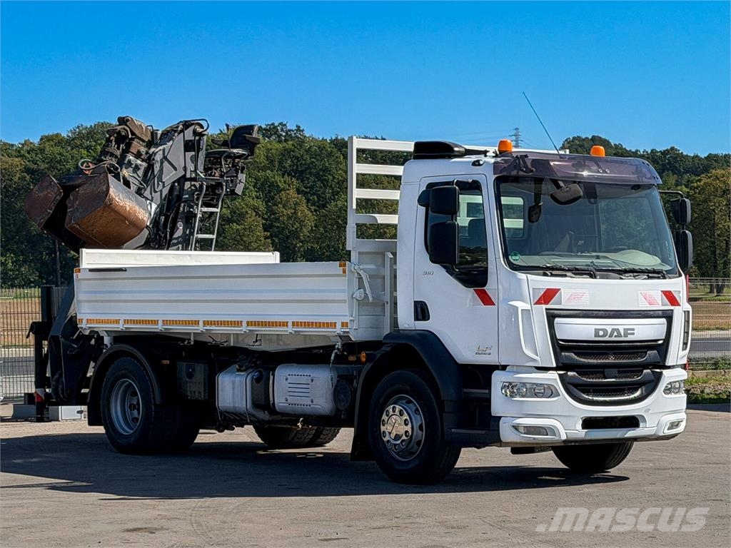 DAF LF 310 * Kipper 4,60 m + KRAN / Bordmatic! Platós / Ponyvás teherautók