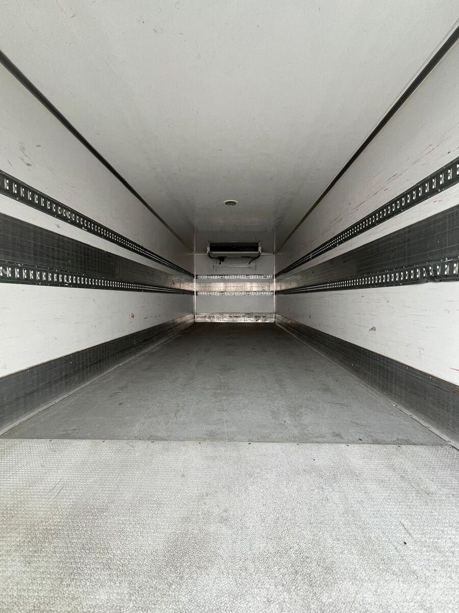 DAF LF 320 FA REFRIGERATOR CARRIER SUPRA 850 Mt Kühlkoffer
