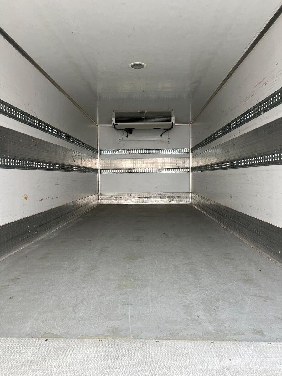 DAF LF 320 FA REFRIGERATOR CARRIER SUPRA 850 Mt Kühlkoffer
