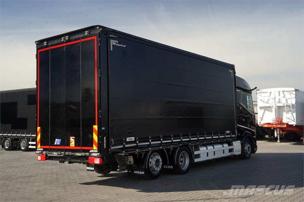 DAF / SOLÓWKA - 7,7 M / 6X2 / I-PARK COOL / OŚ PODNOSZ Curtainsider trucks