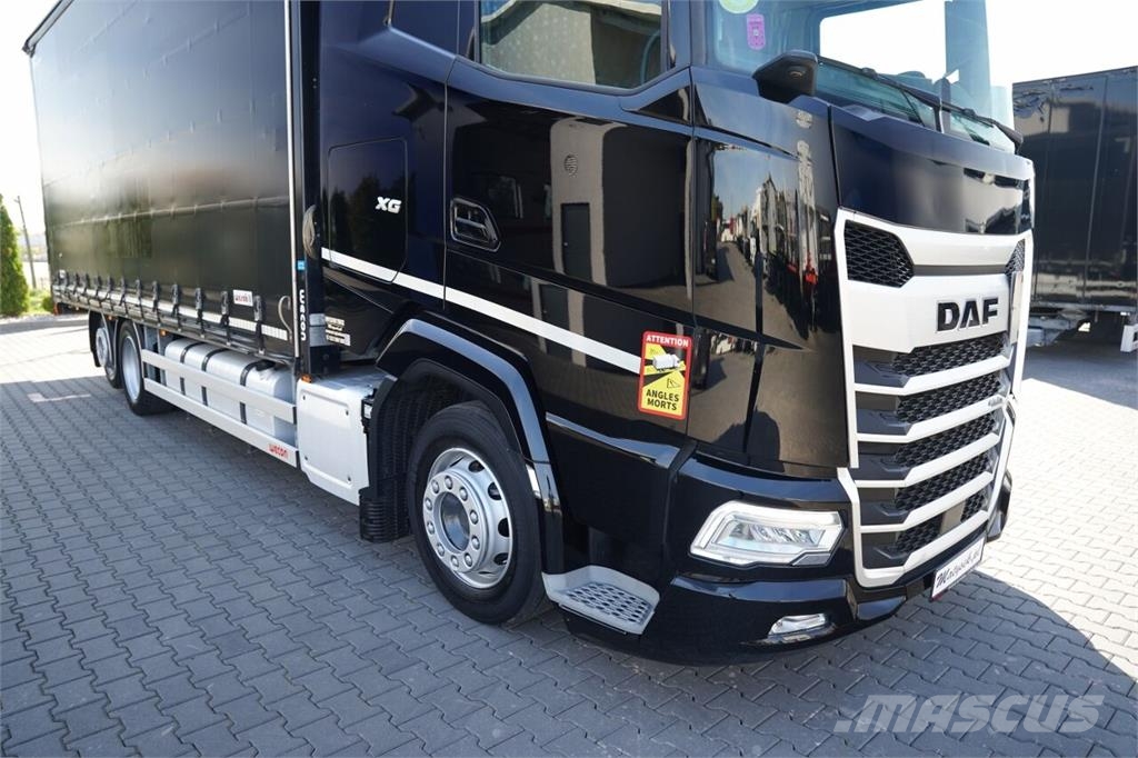 DAF / SOLÓWKA - 7,7 M / 6X2 / I-PARK COOL / OŚ PODNOSZ Curtainsider trucks