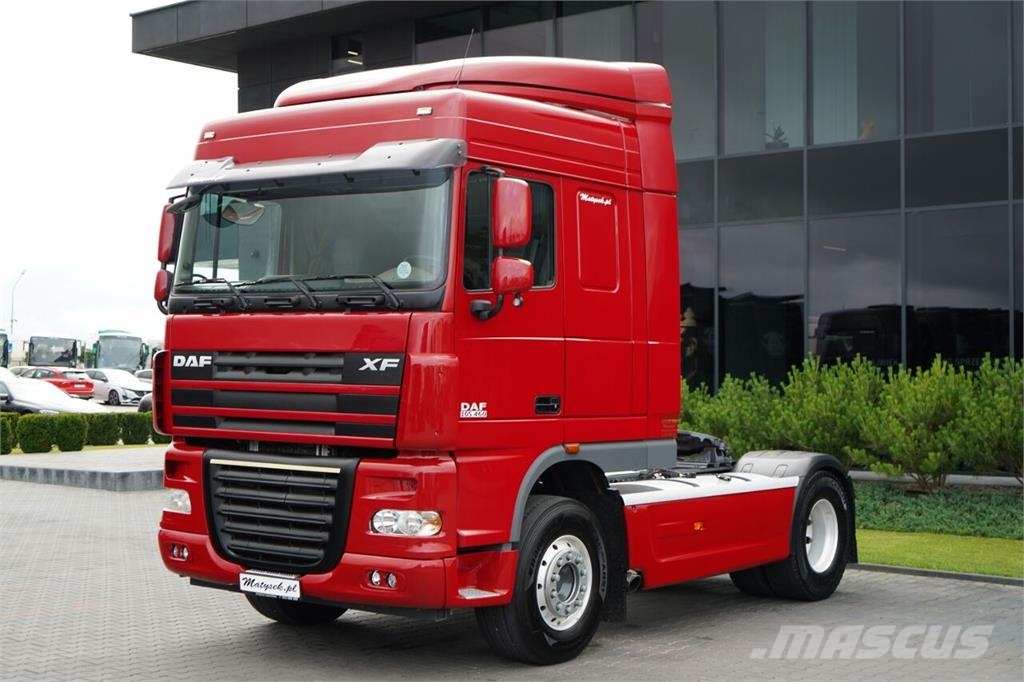 DAF XF / 105. 460 / EURO 5 / SPACE CAB / SPROWADZONY Tractor Units