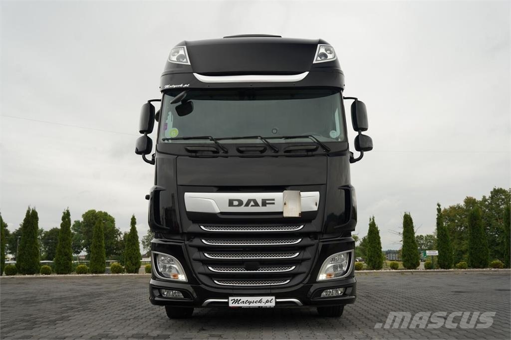 DAF XF 480 Priekabos su tentu