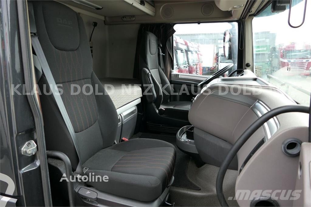 DAF XF 480 Curtainsider Truck + Curtainsider Trailer Kapellbil