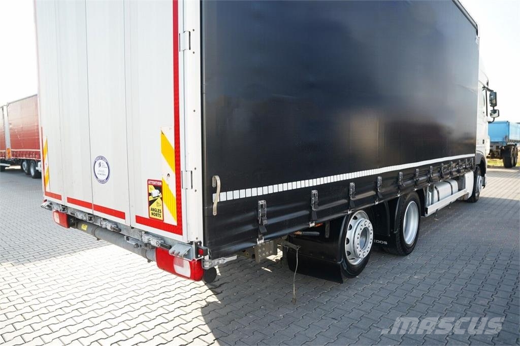 DAF XF 530 / 6X2 / SOLÓWKA / FIRANKA - 7,75 M / DACH P Tentautod
