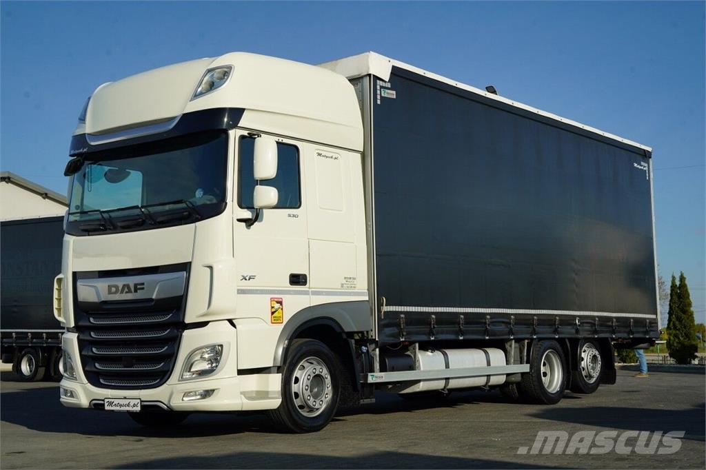 DAF XF 530 / 6X2 / SOLÓWKA / FIRANKA - 7,75 M / DACH P Tentautod