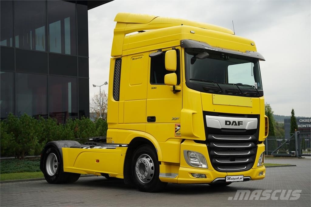 DAF XF XF 530 / SPACE CAB / OPONY 100% / FULL AIRMATIC Trekkers