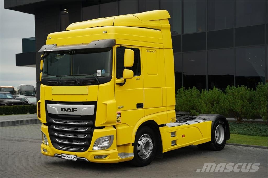 DAF XF XF 530 / SPACE CAB / OPONY 100% / FULL AIRMATIC Trekkers