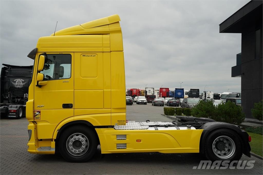 DAF XF XF 530 / SPACE CAB / OPONY 100% / FULL AIRMATIC Trekkers