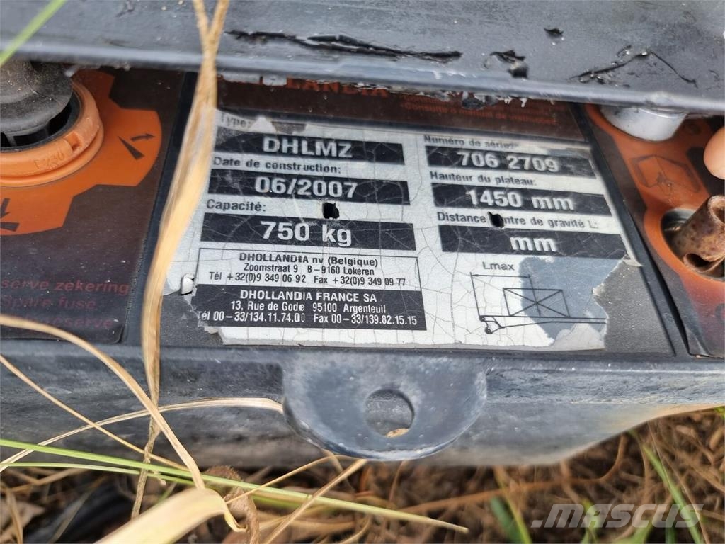 Dhollandia DH 750 kg - there are 2 of them Windy do załadunku towarów i mebli