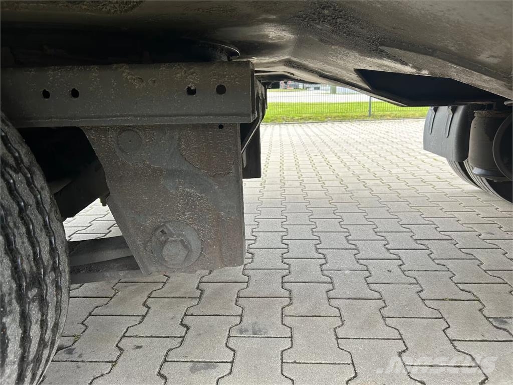 Eggers HXT 24 ZZL – 3-Axle Steering Curtainsider Trailer Schuifzeilopbouw