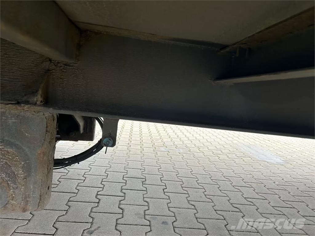 Eggers HXT 24 ZZL – 3-Axle Steering Curtainsider Trailer Schuifzeilopbouw