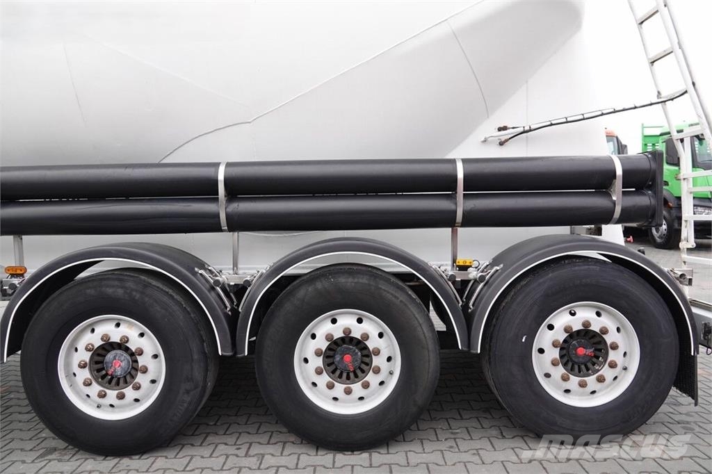Feldbinder CEMENTONACZEPA / 2 KOMORY / 37 000 L / SILOS / DO Tanker semi-trailers