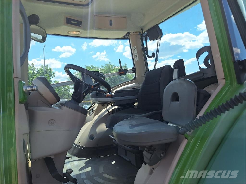 Fendt Vario 828 PROFI PLUS S4 /Tractor Traktoren