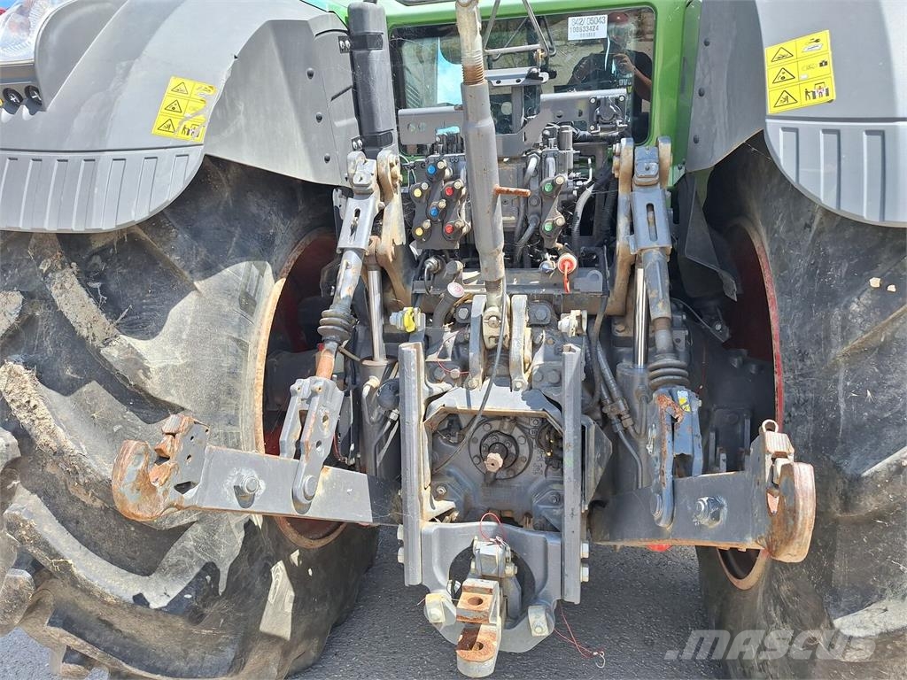 Fendt Vario 828 PROFI PLUS S4 /Tractor Traktoren