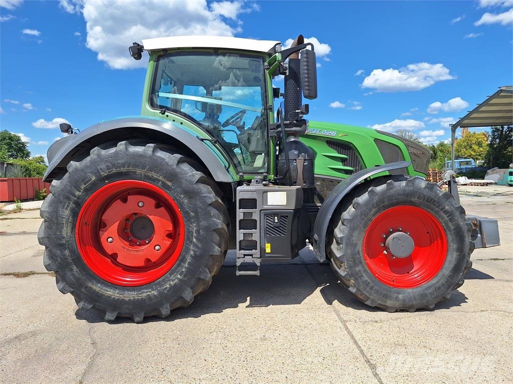 Fendt Vario 828 PROFI PLUS S4 /Tractor Traktoren