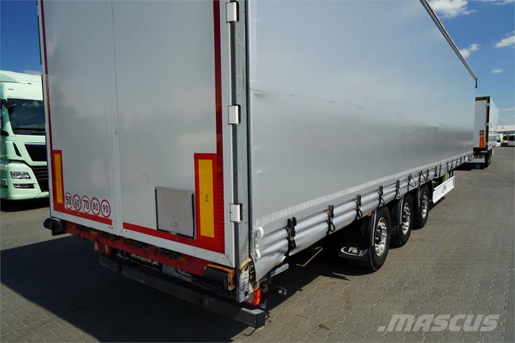Fliegl Curtainsider semi-trailers