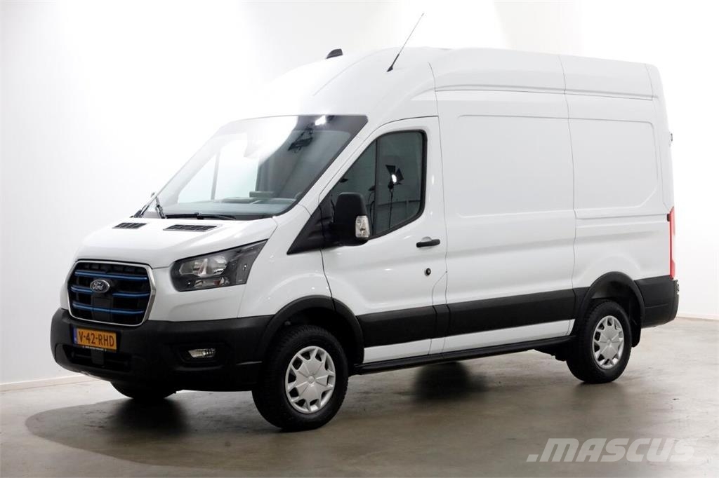 Ford E-Transit 350 L2H3 68 kWh Trend 100% Elektrisch Sn Egyéb