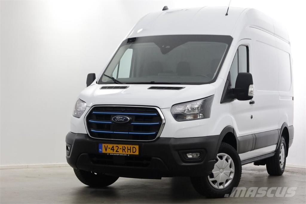 Ford E-Transit 350 L2H3 68 kWh Trend 100% Elektrisch Sn Egyéb
