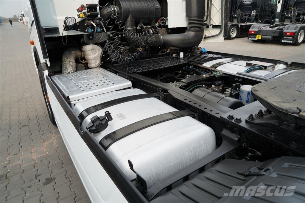 Ford F-MAX 500 Tractor Units