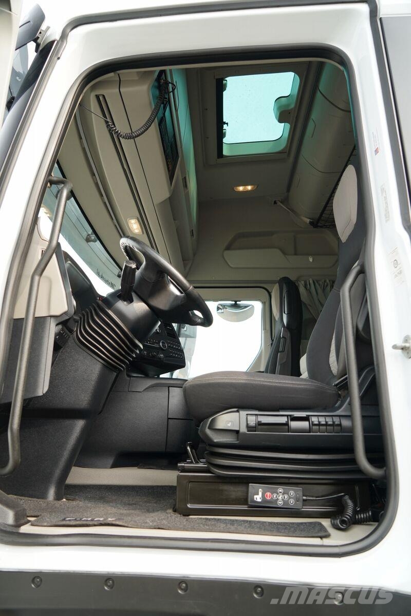 Ford F-MAX 500 Tractor Units