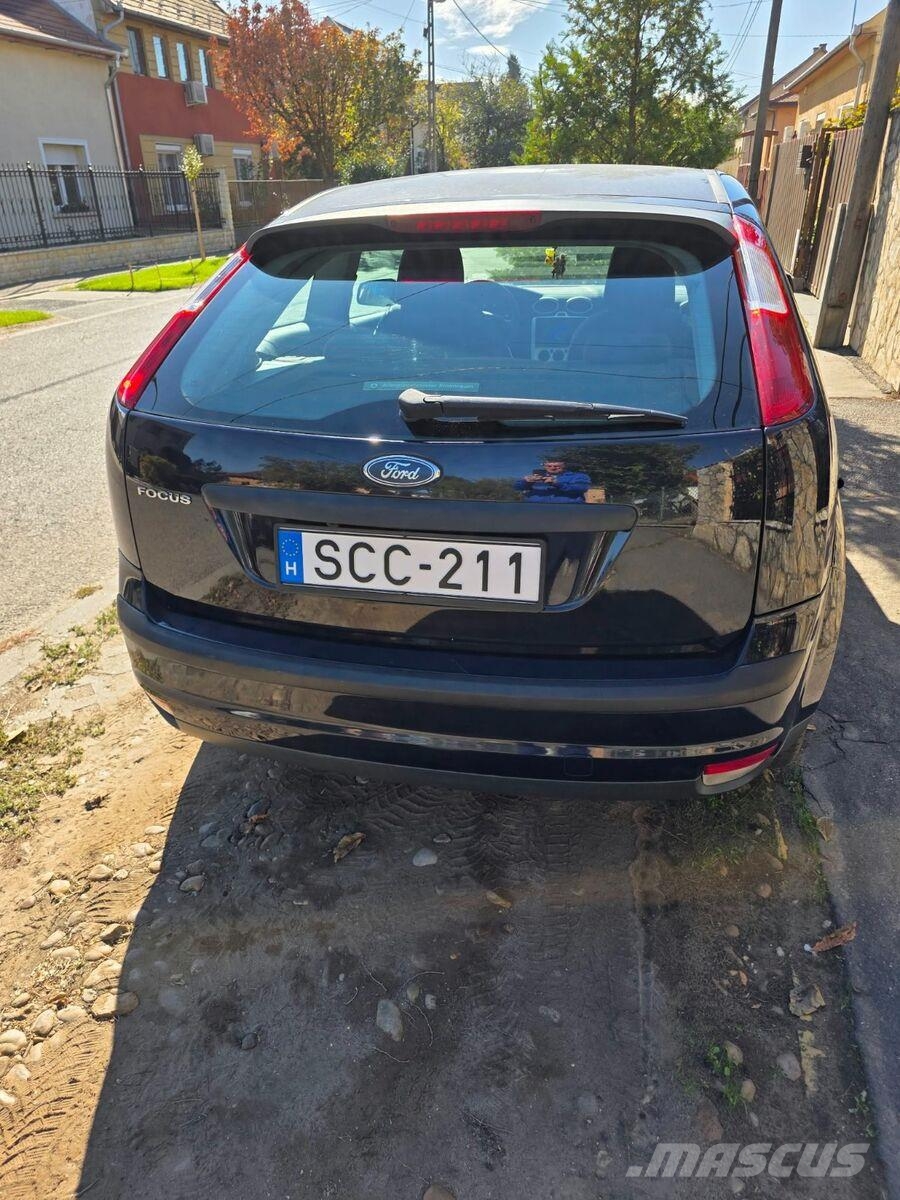 Ford Focus DA 3 Voiture