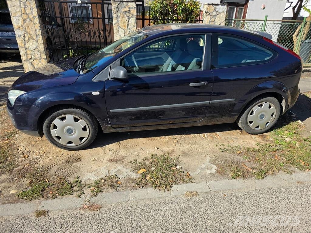 Ford Focus DA 3 Voiture