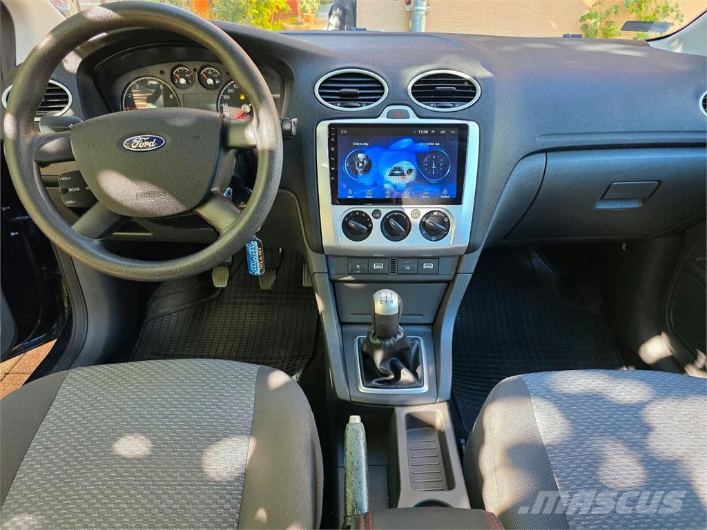 Ford Focus DA 3 Voiture