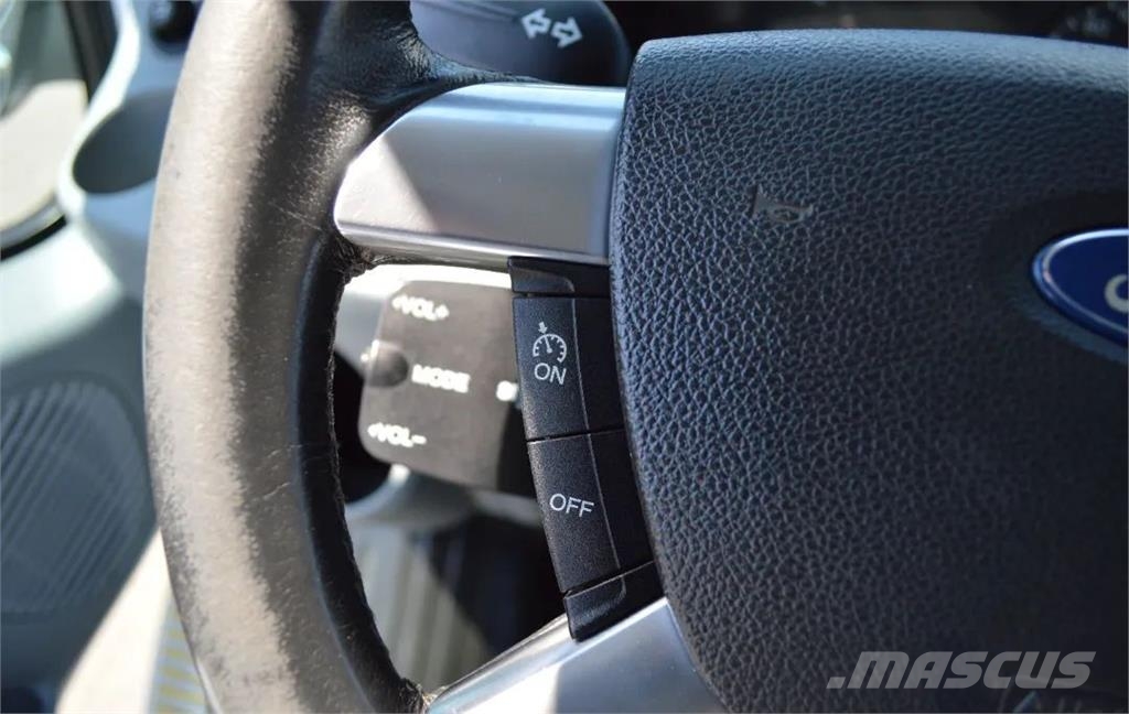 Ford Transit 2.2 9-sits TOP Ďalšie nákladné vozidlá