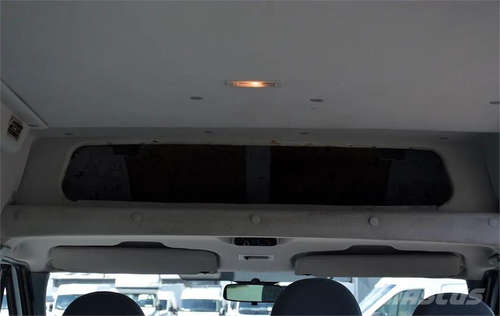 Ford Transit 2.2 9-sits TOP Ďalšie nákladné vozidlá